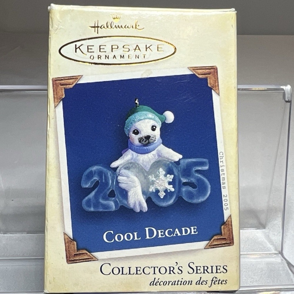 2005 Hallmark Keepsake Seal Cool Decade Series Ornament With Box‎